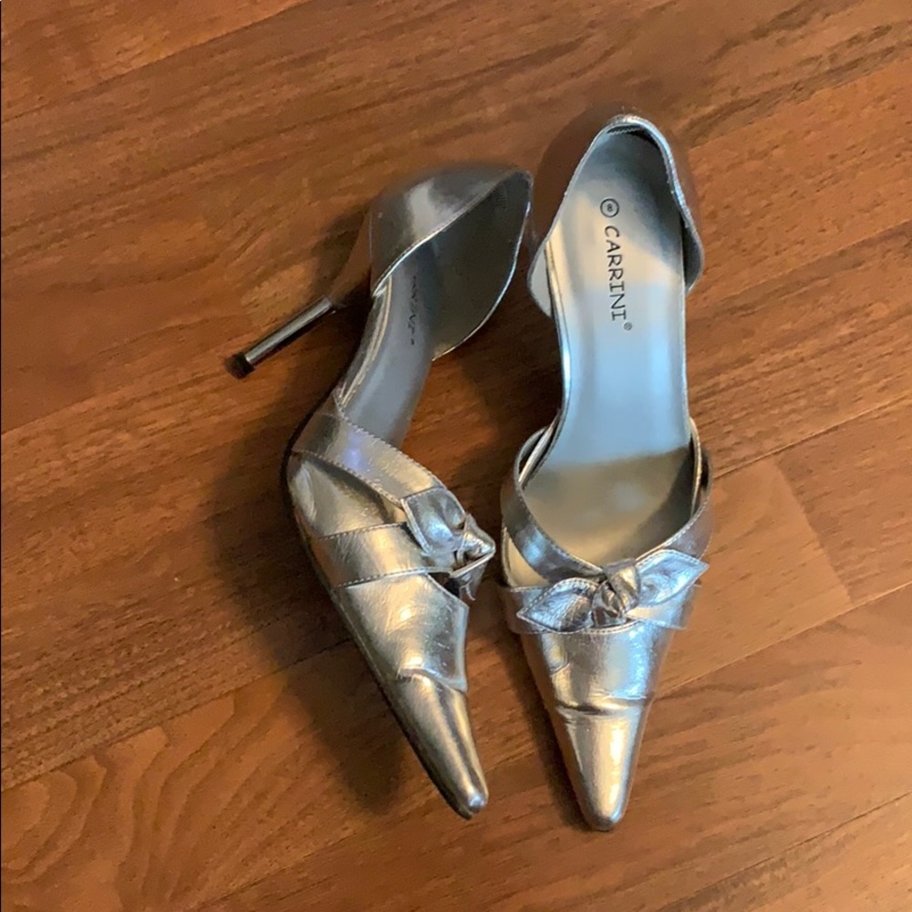 Heels - Picture 2 of 2